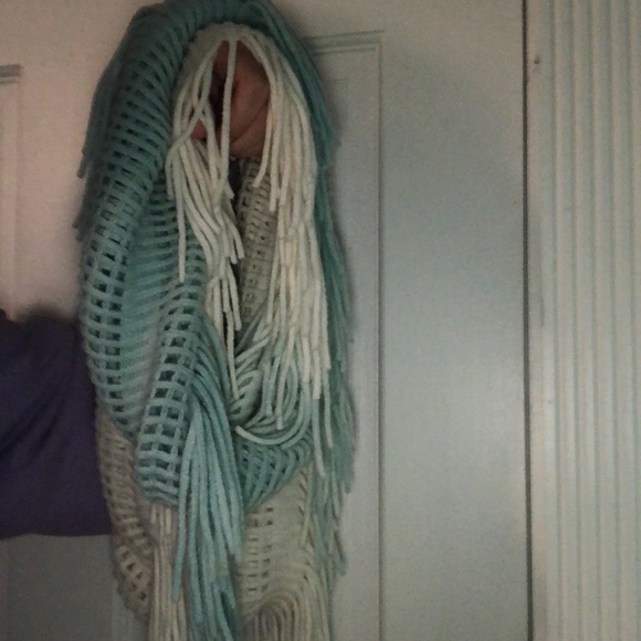 Scarf - Picture 3 of 3